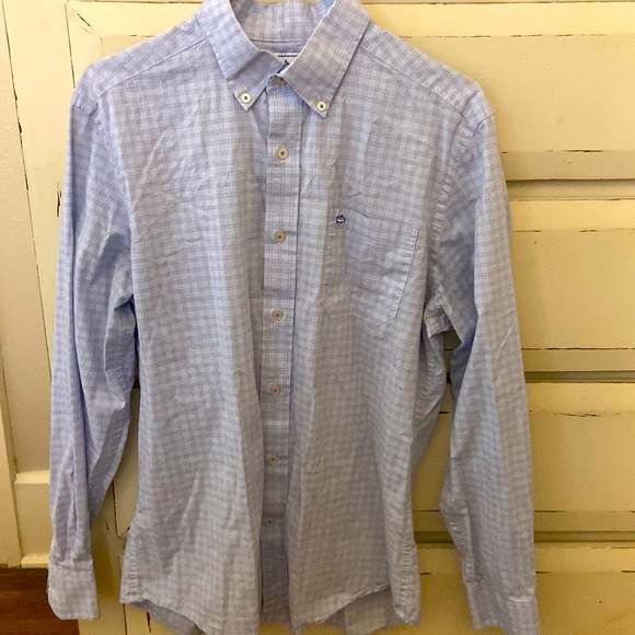 Southern tide button down. Medium - Picture 1 of 4